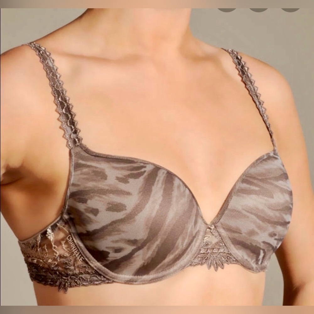 Chantelle Made in France padded lace Bra Sz 32D